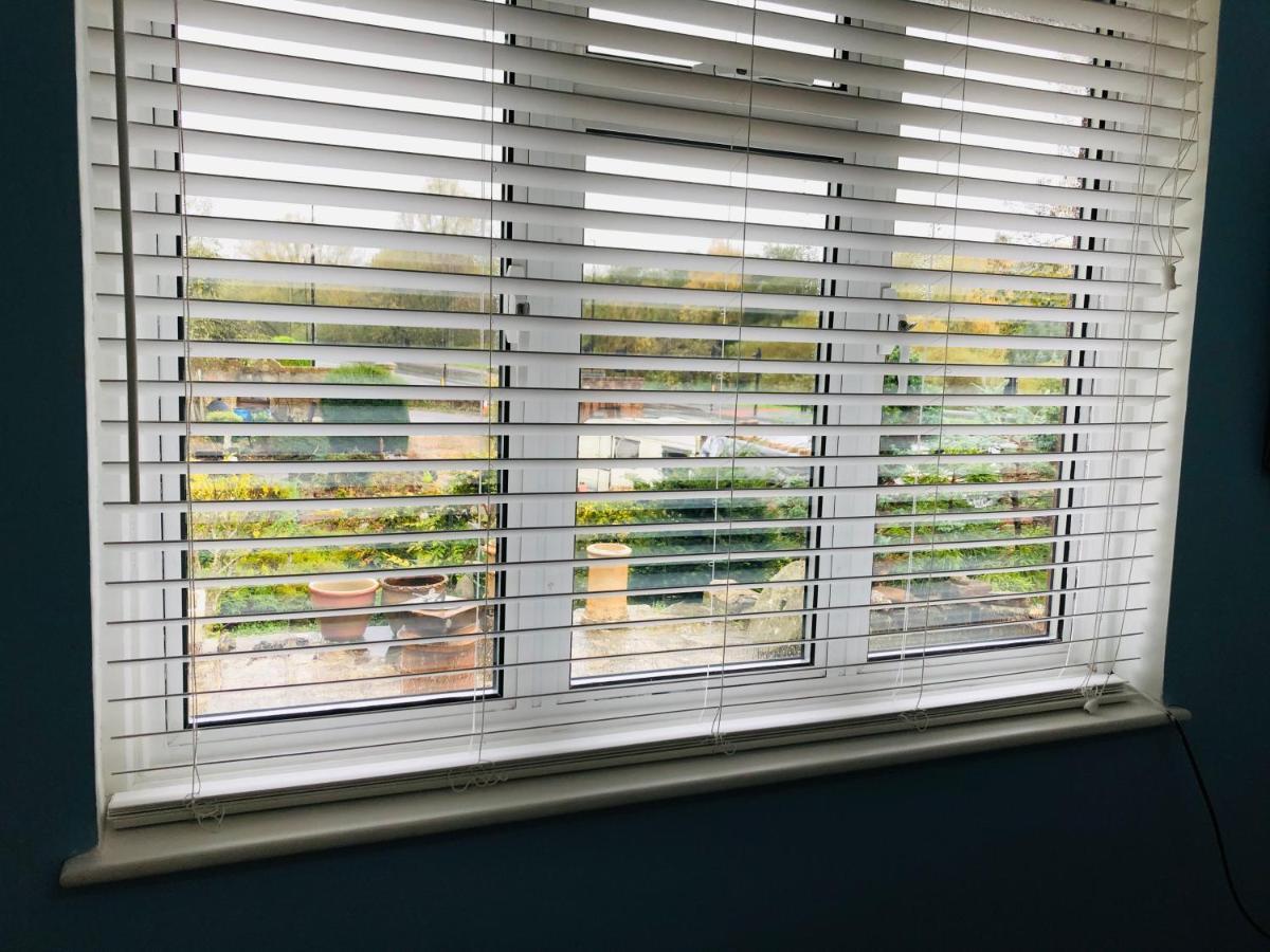 Bed & Breakfast Ponders End *