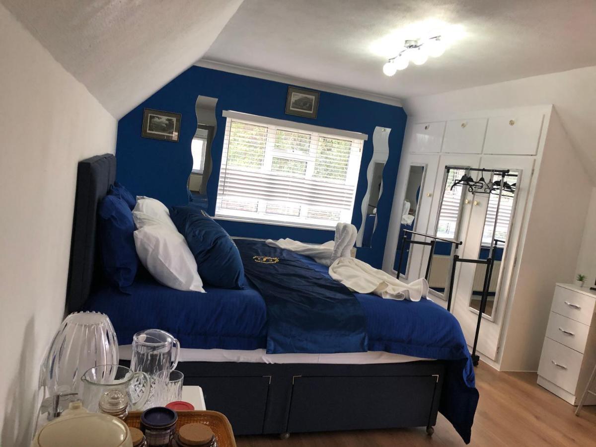 Ponders End Bed & Breakfast