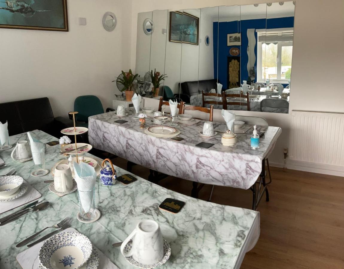 Ponders End Newport (Isle Of Wight)